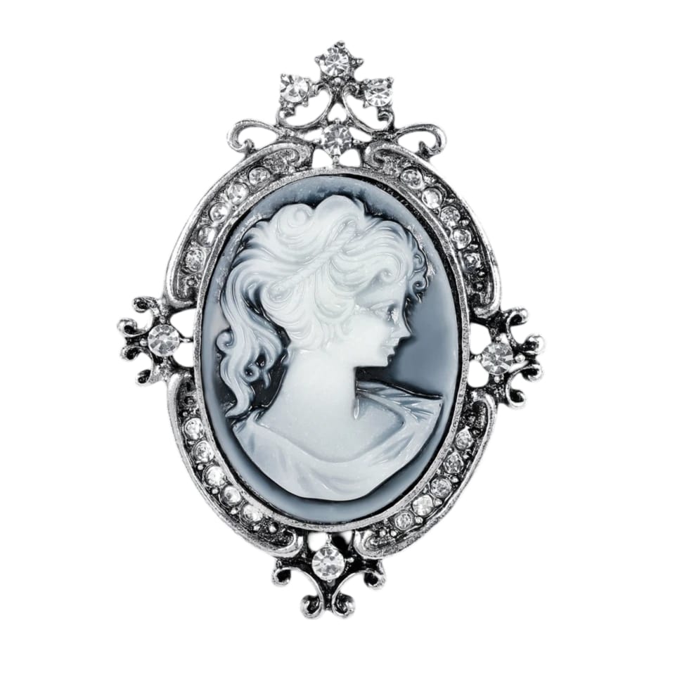 stunning vintage queen victoria brooch oval cameo with rhinestones, portrait of Queen Victoria