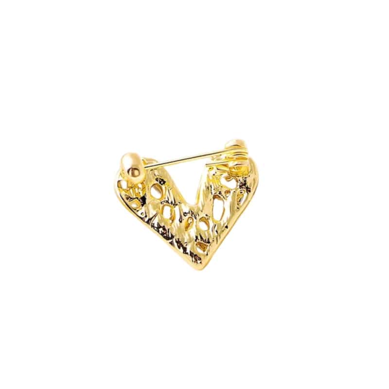 add a touch of sparkle to your dress with the mini love brooch collar Pin a heart-shaped brooch